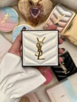 هایلایتر پودری ysl